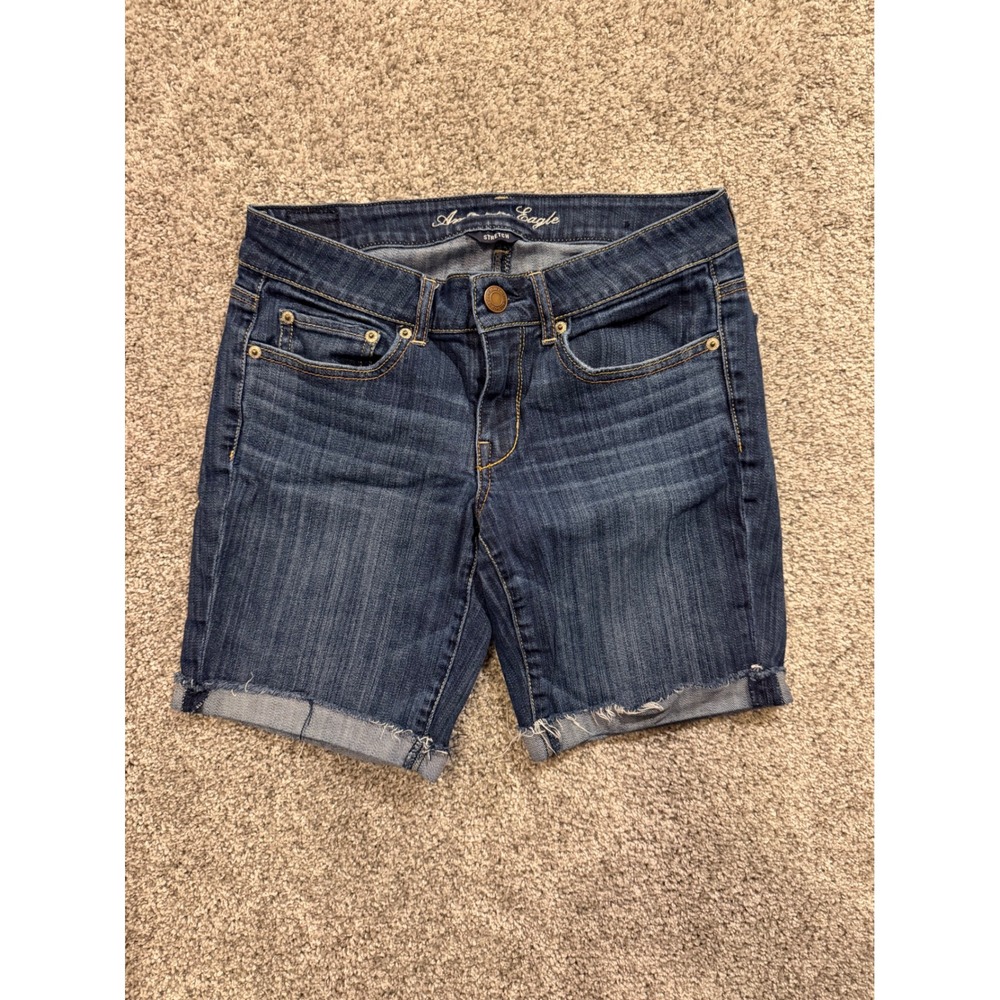 American Eagle Denim Shorts Women 8 Blue Bermuda Stretch Raw Hem Dark Wash